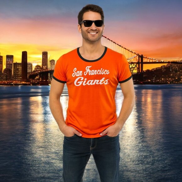 MLB Baseball San Francisco Giants Graphic T-Shirt New Era Pullover Top Unisex XL - Picture 1 of 9